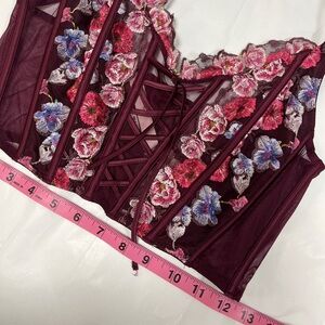 Victoria's Secret Burgundy Floral Lace Bralette pink medium